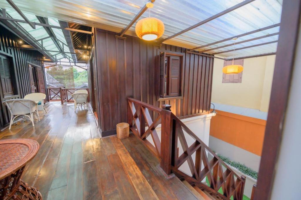 两江别墅酒店 琅勃拉邦 外观 照片